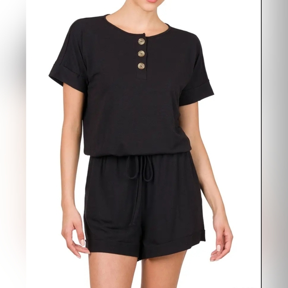 #08 FINAL PRICE 🛑XL FABULOUS Short Sleeve Romper w/ Pockets - Picture 2 of 2